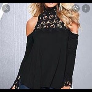 Venus Black Lace Cold Shoulder Size Small. NWOT